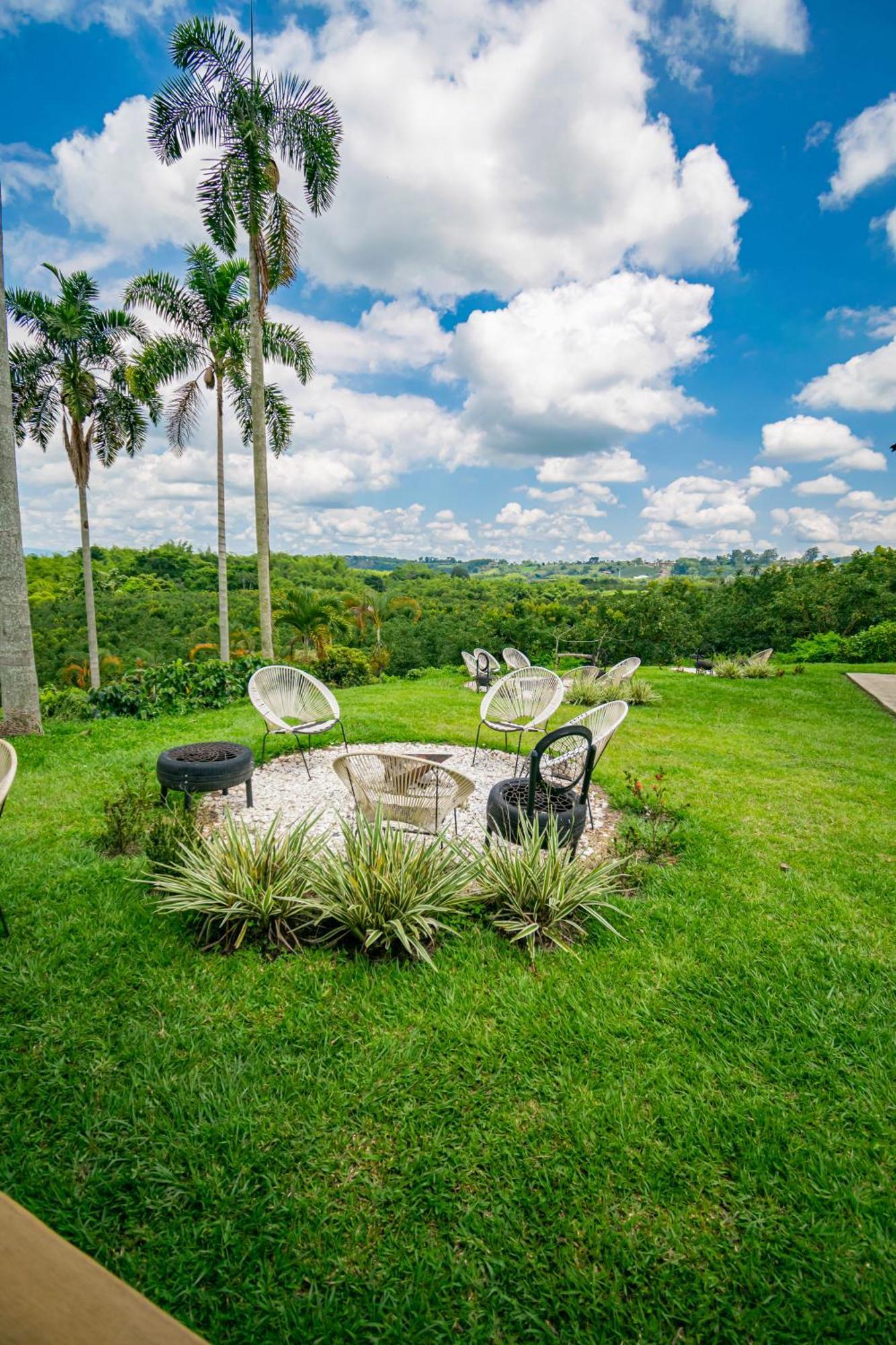 Hotel Campestre La Aldea Montenegro Luaran gambar
