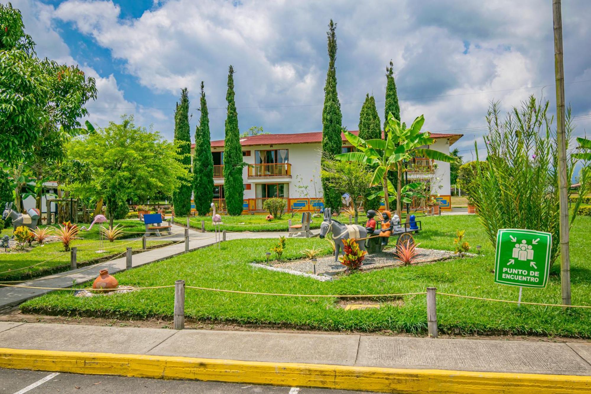 Hotel Campestre La Aldea Montenegro Luaran gambar
